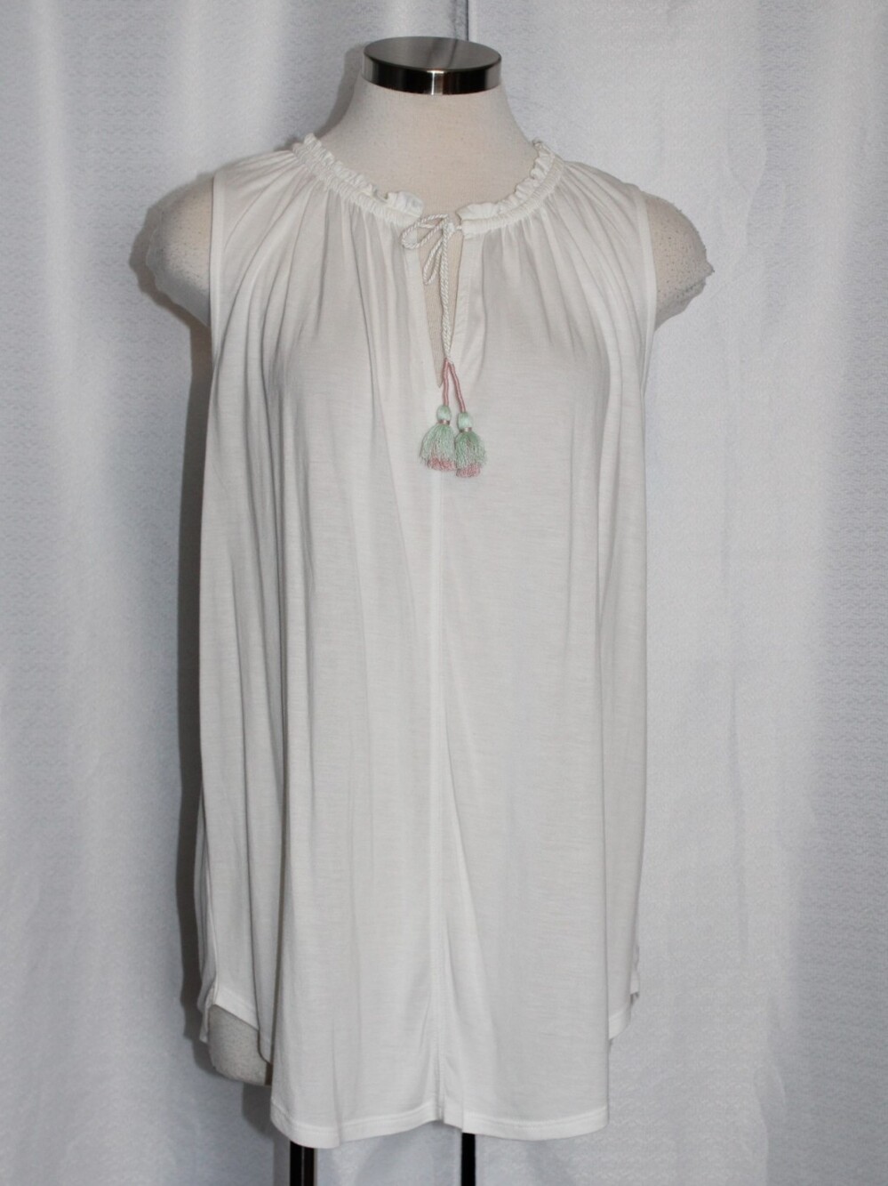 LOFT White Sleeveless Blouse – Teal & Pink Tassels – M